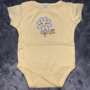 3-6 months Baby Bodysuits!
